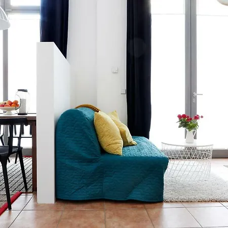 Swine By Rockchair L Superhost Status L Cozy Family & Business Flair In Center 